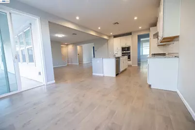 10400 Montaria Way, Elk Grove, CA 95757 - Photo 31
