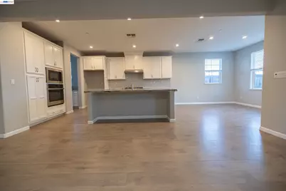 10400 Montaria Way, Elk Grove, CA 95757 - Photo 29
