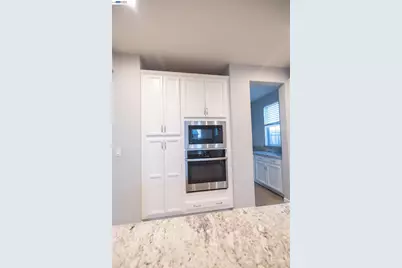 10400 Montaria Way, Elk Grove, CA 95757 - Photo 33