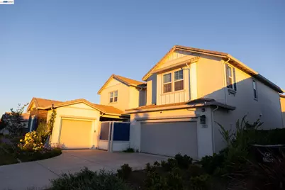 10400 Montaria Way, Elk Grove, CA 95757 - Photo 7