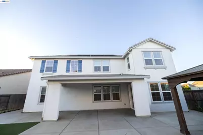 10400 Montaria Way, Elk Grove, CA 95757 - Photo 15