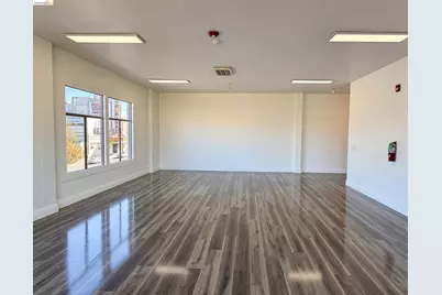 8801 International Blvd, Oakland, CA 94621 - Photo 5