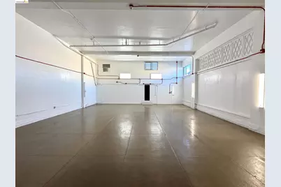 8801 International Blvd, Oakland, CA 94621 - Photo 13