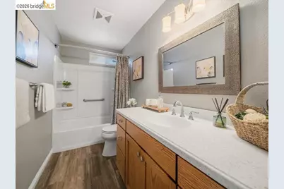 518 Bella Vista Dr, Suisun City, CA 94585 - Photo 27