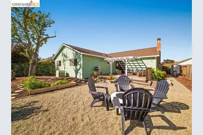 518 Bella Vista Dr, Suisun City, CA 94585 - Photo 47