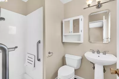 2221 Arata Way, Antioch, CA 94509 - Photo 25