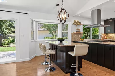 22 Jib Ct, Pleasant Hill, CA 94523 - Photo 17