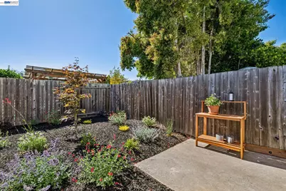 467 Santa Clara Ave, Alameda, CA 94501 - Photo 39
