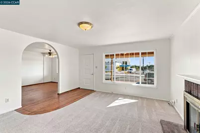 354 Yosemite Dr, Pittsburg, CA 94565 - Photo 7