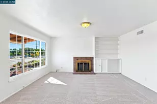 354 Yosemite Dr, Pittsburg, CA 94565 - Photo 5