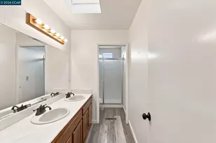 354 Yosemite Dr, Pittsburg, CA 94565 - Photo 21