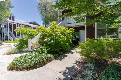 211 Bayside Ct, Richmond, CA 94804 - Photo 3
