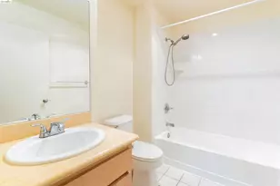211 Bayside Ct, Richmond, CA 94804 - Photo 13