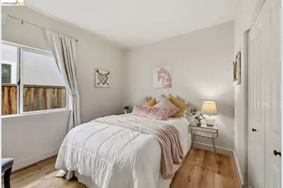 15 Lavagetto Ct, Alameda, CA 94502 - Photo 19