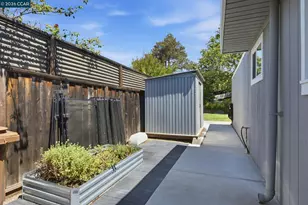 3707 Merridan Dr, Concord, CA 94518 - Photo 71