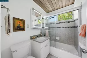 3707 Merridan Dr, Concord, CA 94518 - Photo 35