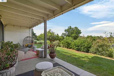 8461 Traminer Ct, San Jose, CA 95135 - Photo 31