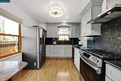 2370 Pine Ave, Richmond, CA 94806 - Photo 7