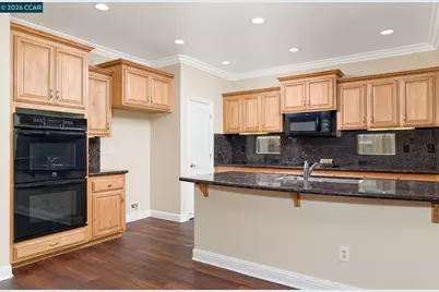 9569 Calibra Ln, Sacramento, CA 95827 - Photo 3