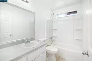 228 Elm Ave, Manteca, CA 95336 - Photo 15