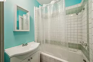 1820 International Blvd, Oakland, CA 94606 - Photo 21