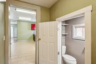 1820 International Blvd, Oakland, CA 94606 - Photo 25