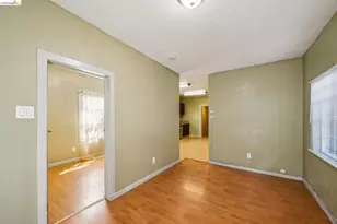 1820 International Blvd, Oakland, CA 94606 - Photo 7
