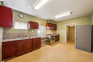 1820 International Blvd, Oakland, CA 94606 - Photo 9