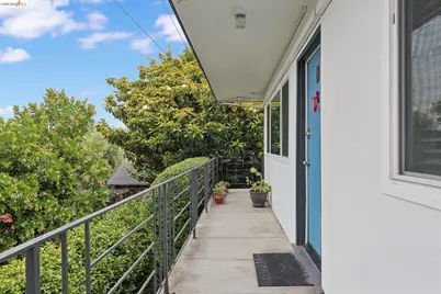 3054 Bona St #D, Oakland, CA 94601 - Photo 27