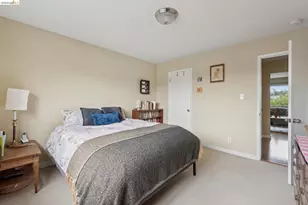 3054 Bona St, Oakland, CA 94601 - Photo 19
