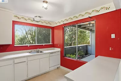 355 Parkview Terrace #L1, Vallejo, CA 94589 - Photo 13