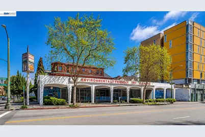 190 14th Street, Oakland, CA 94612 - Photo 1