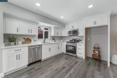 1029 Doncaster Dr, Antioch, CA 94509 - Photo 9