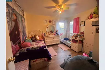 2428 Crescent Dr, Concord, CA 94520 - Photo 13