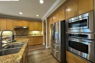 738 Solitude Dr, Oakley, CA 94561 - Photo 3