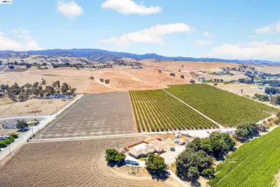391 Union Road, Hollister, CA 95023 - Photo 61