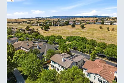 308 Foothill Dr, Brentwood, CA 94513 - Photo 61