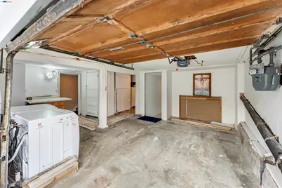25 Regent St, San Francisco, CA 94112 - Photo 41
