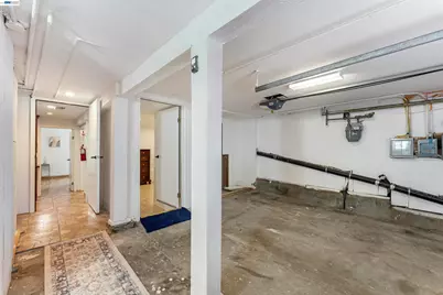 25 Regent St, San Francisco, CA 94112 - Photo 45