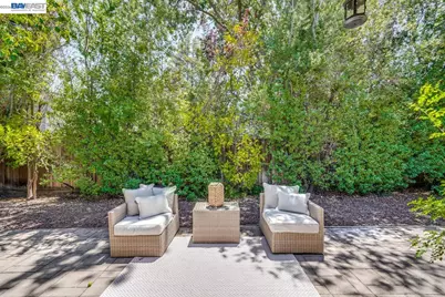 997 Ilima Way, Palo Alto, CA 94306 - Photo 19