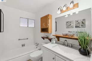6440 Lotus Ct, Newark, CA 94560 - Photo 21