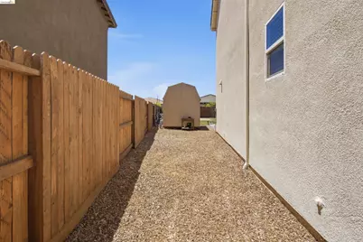 782 Silver Creek Cir, Plumas Lake, CA 95961 - Photo 39
