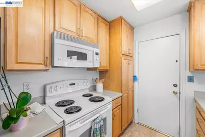 675 Alameda Dr, Livermore, CA 94551 - Photo 13