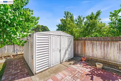 675 Alameda Dr, Livermore, CA 94551 - Photo 31