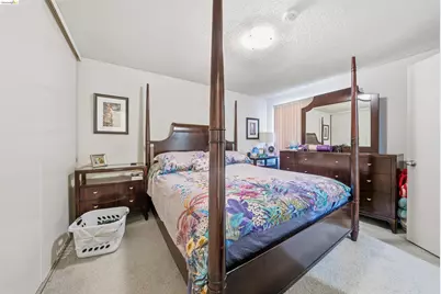 670 Tempe Ct, Pleasant Hill, CA 94523 - Photo 7