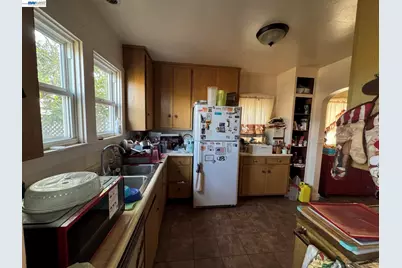 20940 Montgomery Ave, Hayward, CA 94541 - Photo 5