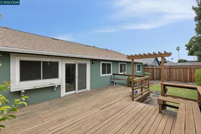 1237 San Rafael Dr, Petaluma, CA 94954 - Photo 35