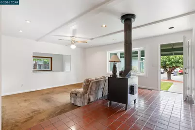 1237 San Rafael Dr, Petaluma, CA 94954 - Photo 7