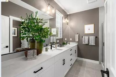 28928 Parkridge Loop #105, Hayward, CA 94544 - Photo 11
