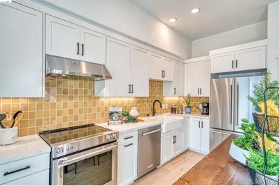 28929 Parkridge Loop #80, Hayward, CA 94544 - Photo 5